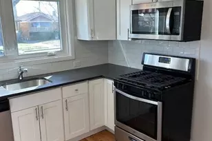 2358 Hainsworth Ave, North Riverside, IL 60546 - Photo 7