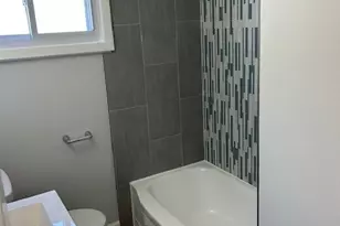 2358 Hainsworth Ave, North Riverside, IL 60546 - Photo 9