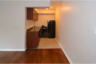 1040 W Hollywood Avenue #306, Chicago, IL 60660 - Photo 5
