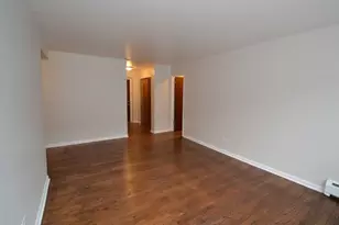 1040 W Hollywood Ave, Chicago, IL 60660 - Photo 9