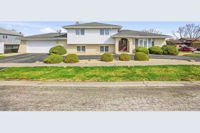 20152 Juniper Avenue, Lynwood, IL 60411 - Photo 1
