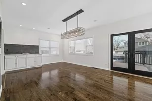 10547 S Troy St, Chicago, IL 60655 - Photo 13