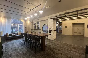 426 W Belmont Ave, Chicago, IL 60657 - Photo 15