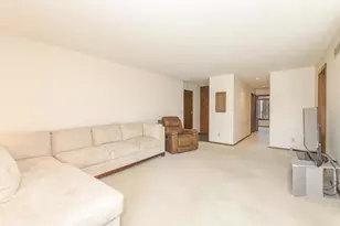 27 Brandywine Ct, Bloomington, IL 61704 - Photo 3