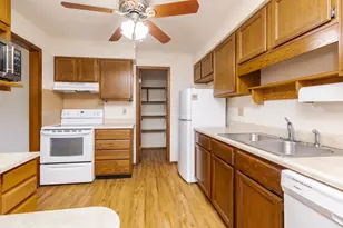 27 Brandywine Ct, Bloomington, IL 61704 - Photo 7