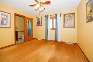 1202 N Linden St, Normal, IL 61761 - Photo 27