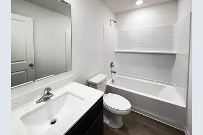 [Address not provided], Lombard, IL 60148 - Photo 7