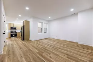 241 W 74th St, Chicago, IL 60621 - Photo 5