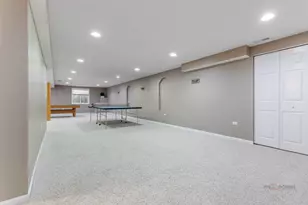 371 Sycamore St, Vernon Hills, IL 60061 - Photo 37