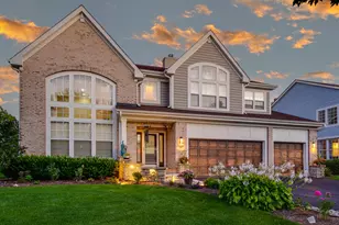 371 Sycamore St, Vernon Hills, IL 60061 - Photo 1