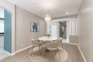 371 Sycamore St, Vernon Hills, IL 60061 - Photo 7