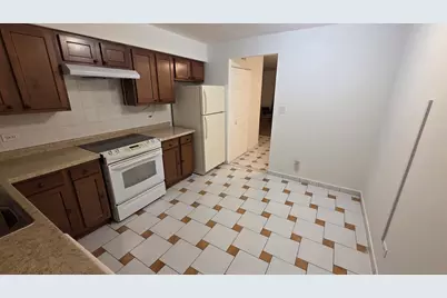 9368 Bay Colony Drive #2S, Des Plaines, IL 60016 - Photo 3