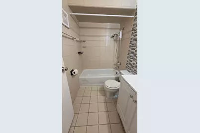 9368 Bay Colony Drive #2S, Des Plaines, IL 60016 - Photo 5