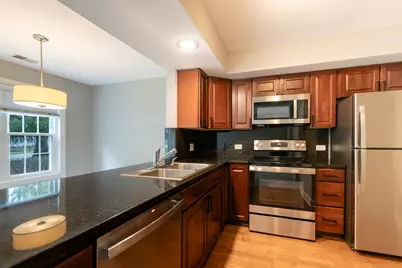 43 Foxcroft Road #43-127, Naperville, IL 60565 - Photo 15