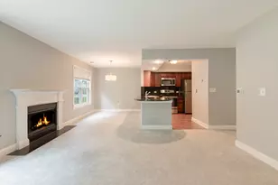 43 Foxcroft Rd, Naperville, IL 60565 - Photo 5