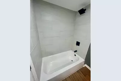 2328 N Lawndale Avenue, Chicago, IL 60647 - Photo 17