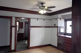 1445 10th St, Moline, IL 61265 - Photo 5