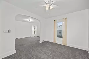 2037 30th St, Rock Island, IL 61201 - Photo 11