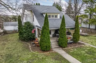 205 N Pine St, Waterman, IL 60556 - Photo 1