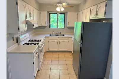 1130 Chalet Drive #3N, Darien, IL 60561 - Photo 5