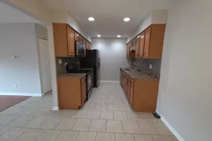 412 E Bailey Rd, Naperville, IL 60565 - Photo 5