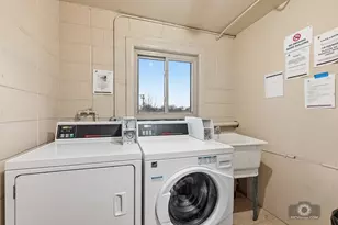 588 Fairway View Dr, Wheeling, IL 60090 - Photo 15