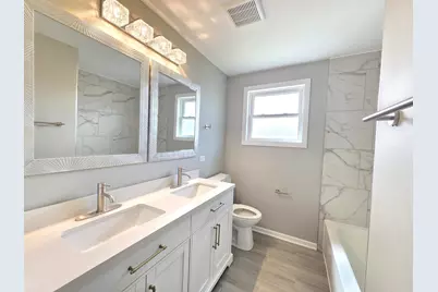 7841 W 74 Street, Bridgeview, IL 60455 - Photo 5