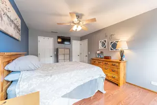 2S780 Timber Dr, Warrenville, IL 60555 - Photo 13