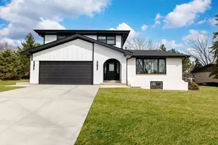 249 Johnson Ave, Frankfort, IL 60423 - Photo 1