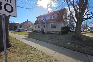 674 N Liberty St, Elgin, IL 60120 - Photo 11