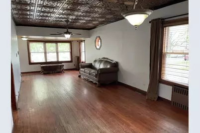 2247 N 73rd Avenue, Elmwood Park, IL 60707 - Photo 7