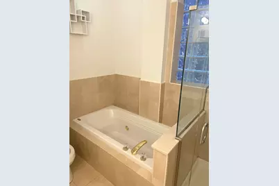 [Address not provided], Chicago, IL 60610 - Photo 13