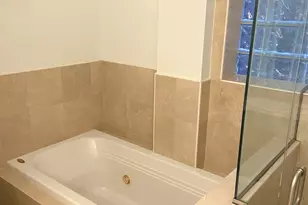 [Address not provided], Chicago, IL 60610 - Photo 13