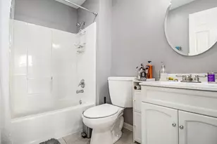 57 E Hattendorf Ave, Roselle, IL 60172 - Photo 7