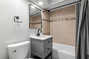 2231 S 58th Ct, Cicero, IL 60804 - Photo 9