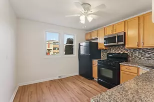 1645 N 23rd Ave, Melrose Park, IL 60160 - Photo 7