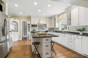 630 S Beverly Ln, Arlington Heights, IL 60005 - Photo 9