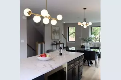 318 E Lincoln Street #318, Mount Prospect, IL 60056 - Photo 7