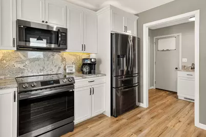 6302 Winchester Drive, Rockford, IL 61109 - Photo 15