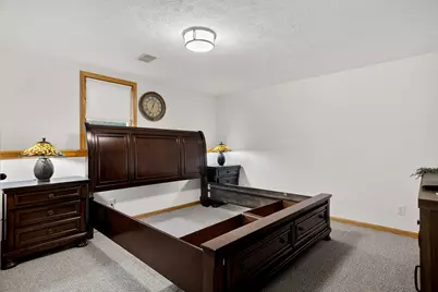 6302 Winchester Drive, Rockford, IL 61109 - Photo 35