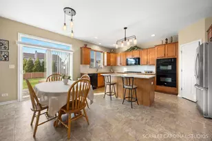 829 Preston Ln, Oswego, IL 60543 - Photo 11