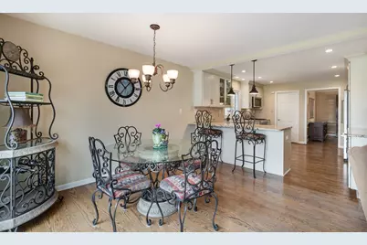 196 E Louis Avenue, Lake Forest, IL 60045 - Photo 9