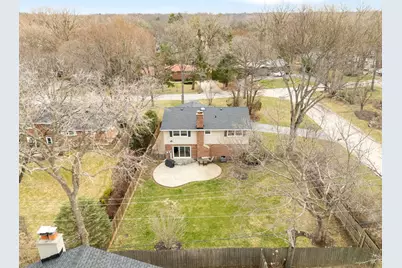 196 E Louis Avenue, Lake Forest, IL 60045 - Photo 29