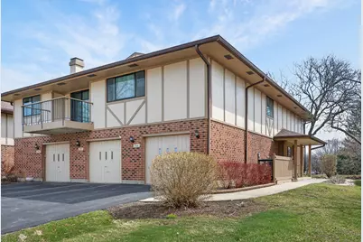 755 Whalom Lane #2c2, Schaumburg, IL 60173 - Photo 1