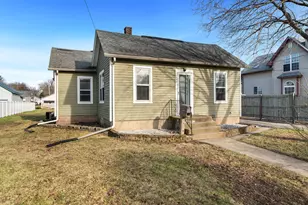 1208 Whitney Blvd, Belvidere, IL 61008 - Photo 1
