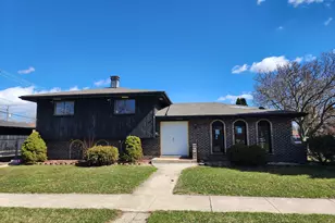 2736 178th St, Lansing, IL 60438 - Photo 1