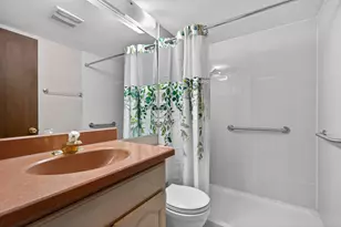 1030 Perry Dr, Algonquin, IL 60102 - Photo 9