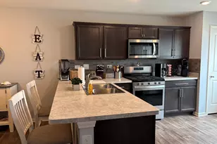 582 Spring Leaf Dr, Joliet, IL 60431 - Photo 7