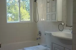 22223 Navaho Ave, Sauk Village, IL 60411 - Photo 9