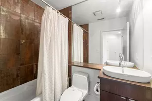 2352 W Shakespeare Ave, Chicago, IL 60647 - Photo 15